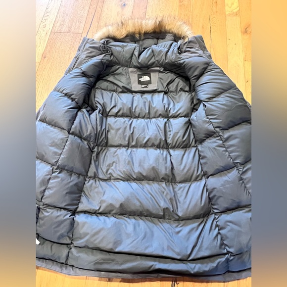 Authentic Northface women’s artic parka with down fill like brand new XL - Picture 2 of 10